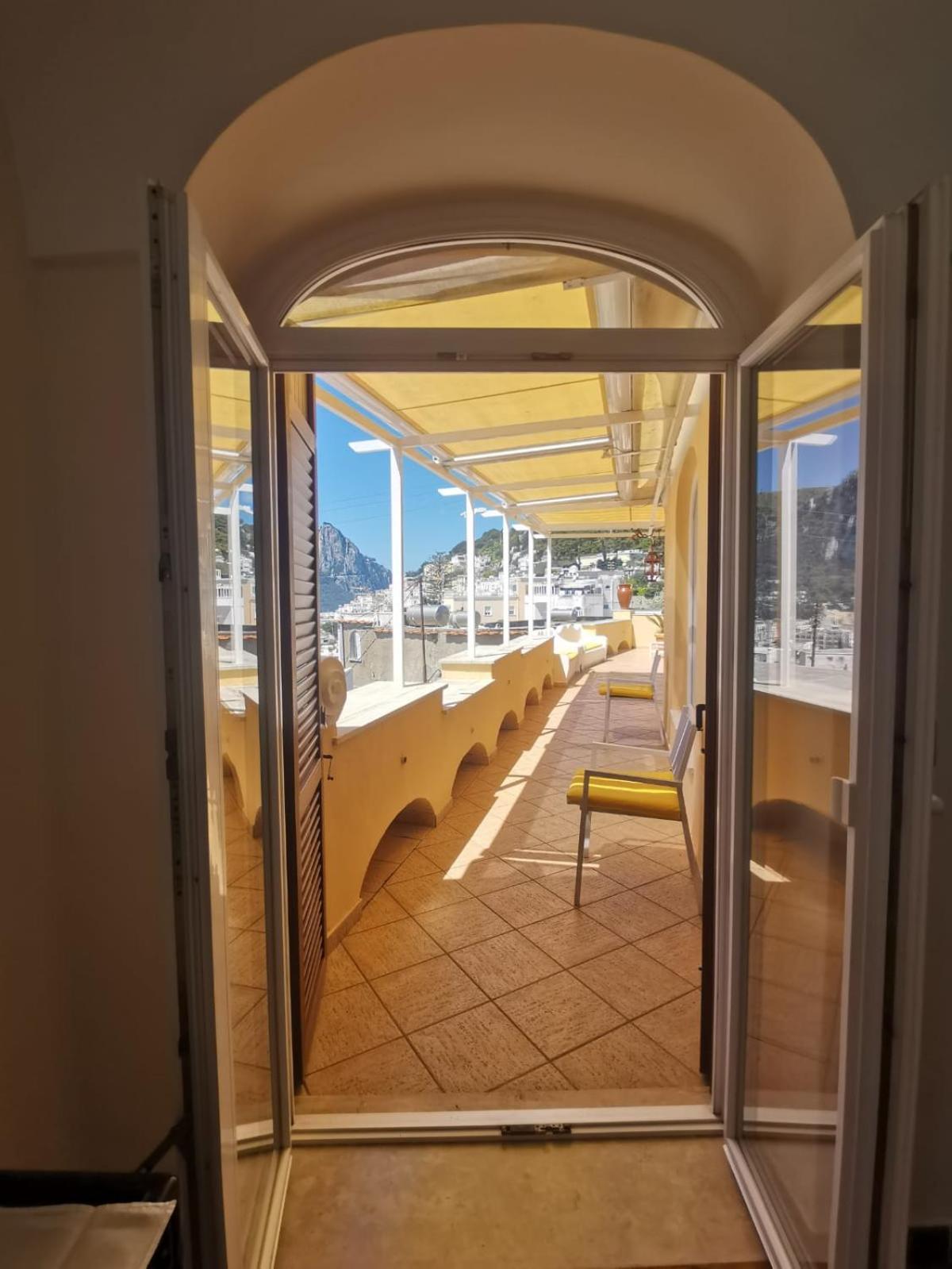 Marvelous Sea View Villa Капрі Екстер'єр фото